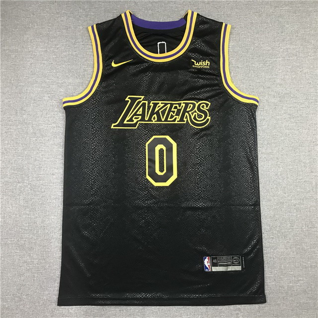 Los Angeles Lakers-107